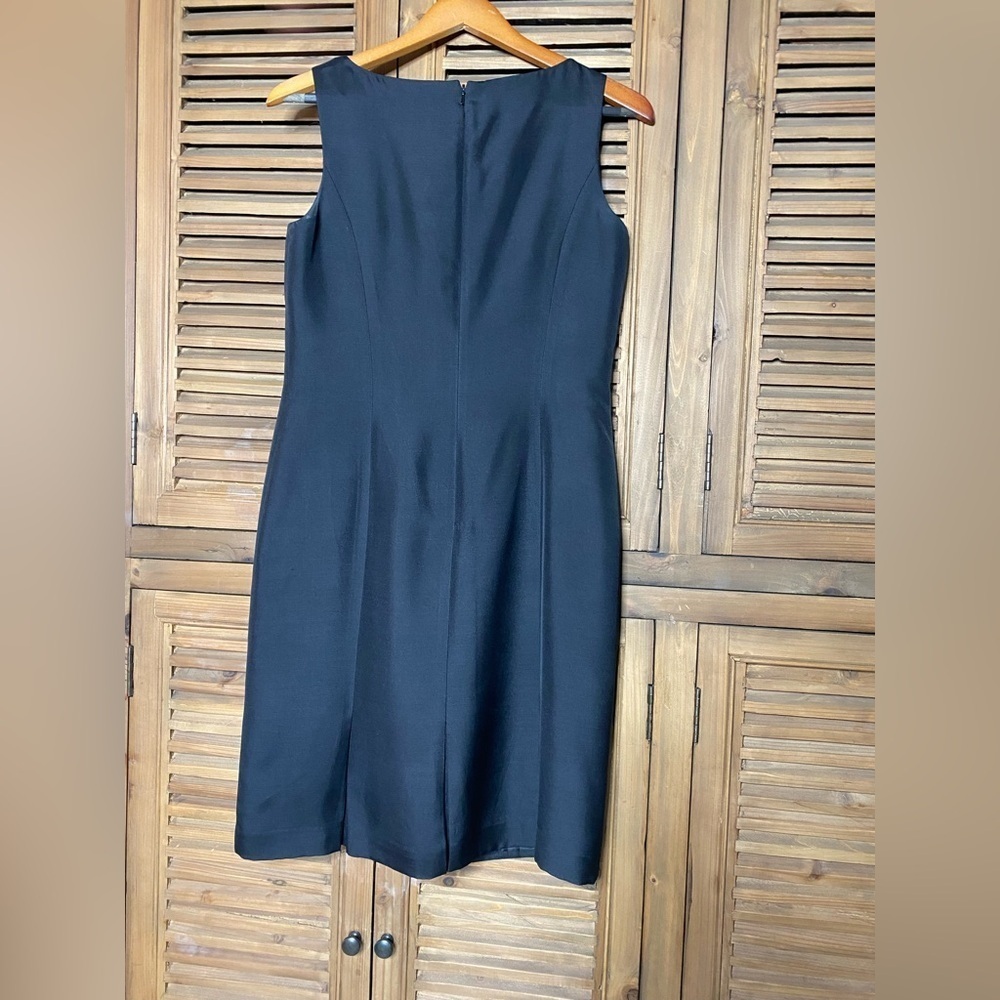 Talbots black silk/wool SOFT,Classic,scoop neck,sleeveless,pleated bottom SZ-6 - Picture 2 of 10